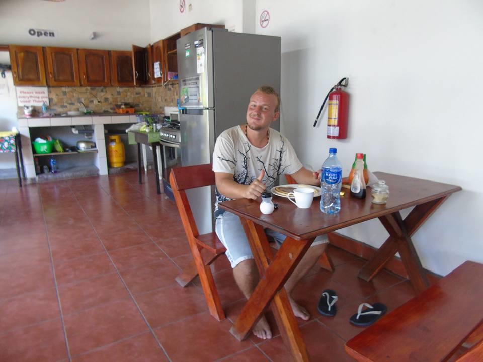 Hostal El Jardin เลออน ภายนอก รูปภาพ